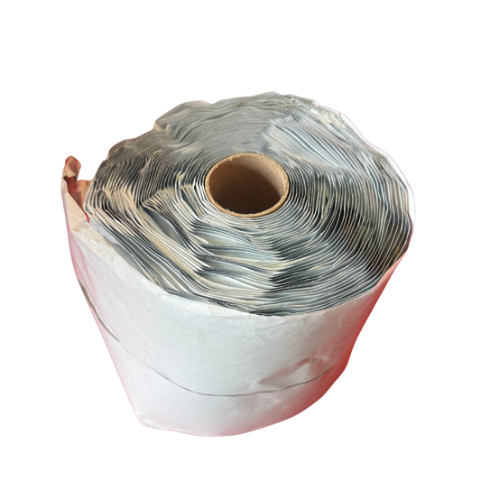 Butylband Fiber ME404 illbruck grå 150mm - rulle sedd uppifrån med hylsa