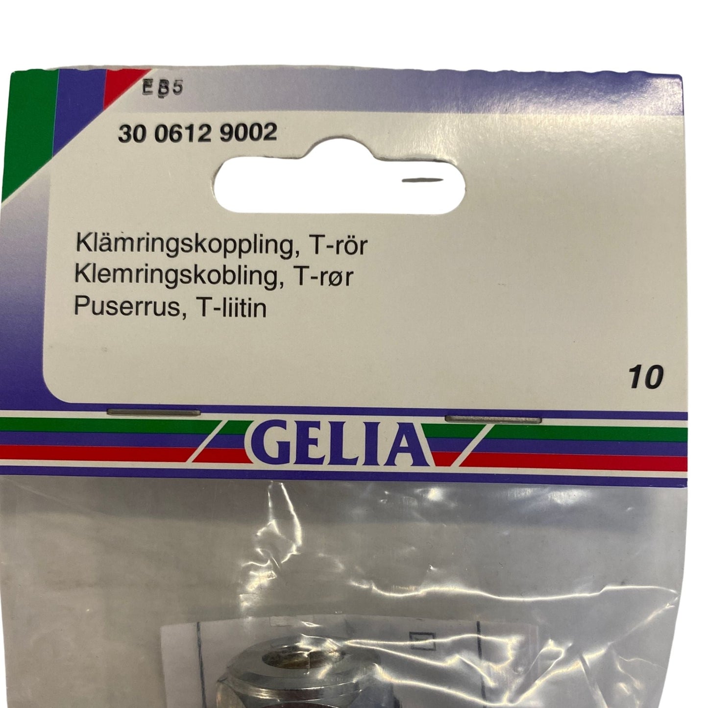 GELIA klämringskoppling T-rör 10 mm - närbild på förpackning