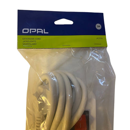 Jordat grenuttag med tre uttag och strömbrytare, 5 m kabel
