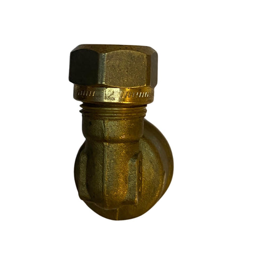 Närbild på Vatette vinkelkoppling 12 mm med klämringsanslutning