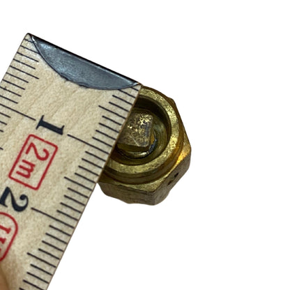 Luftningsventil press 12 mm uppmätt med tumstock