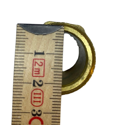 Invändig genomgående öppning cirka 22 mm på G 3/4 nippel
