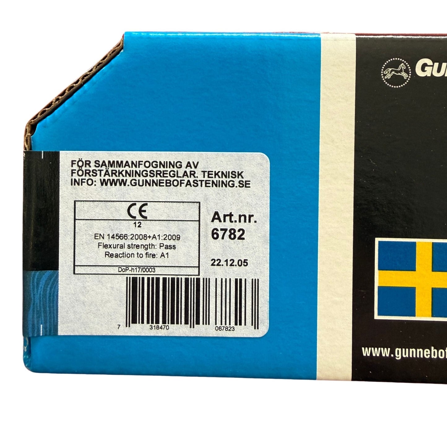 Stålprofilskruv Gunnebo förpackning sida med CE-märkning, EN 14566 och artikelnummer 6782