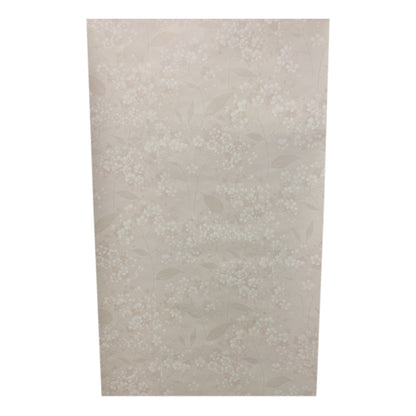 Utrullad tapet Borosan 981 i ljusrosa med vita blommor och beige blad