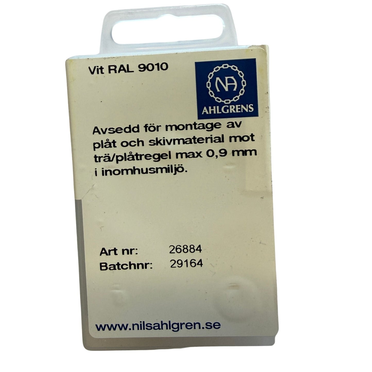 Baksida av förpackning med produktinformation för montageskruv 4,2x65mm vit